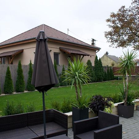 Gerti Apartman 2 Nyiregyhaza Exterior photo